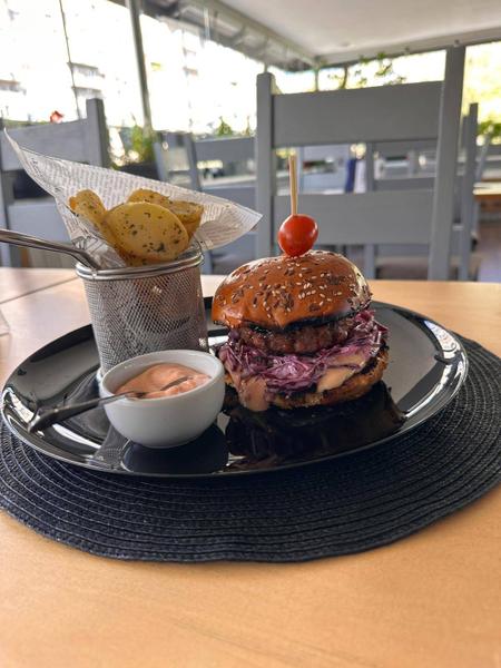 Gourmet Burger
